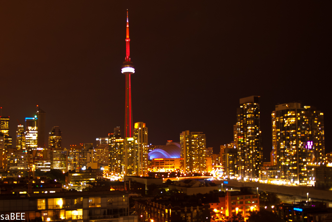 Toronto at night CN tower